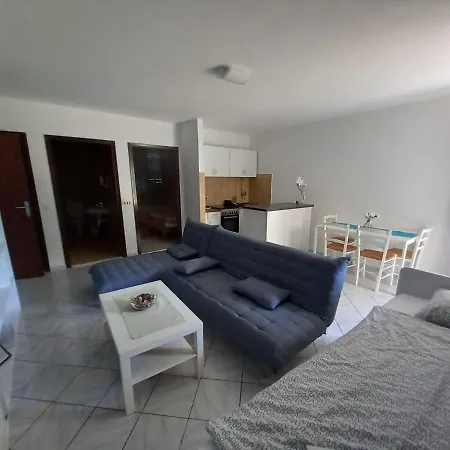 L&m * Rogoznica (Sibenik-Knin)