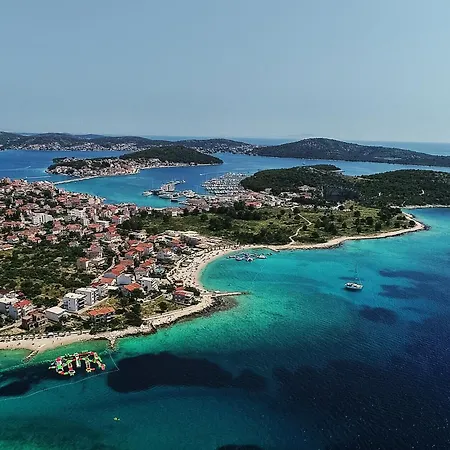 L&m * Rogoznica (Sibenik-Knin)