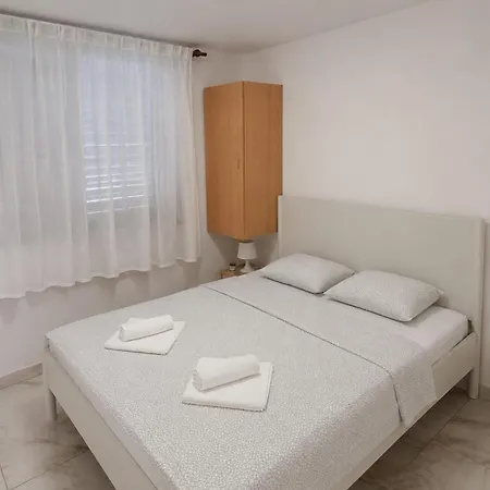 Renovated L&m 아파트