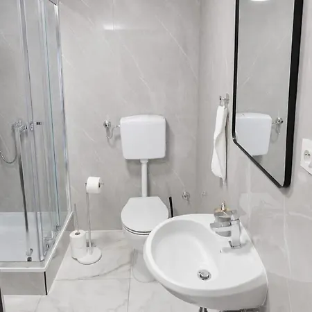 아파트 Renovated L&m