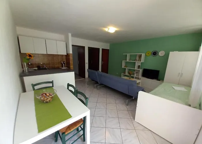 L&m * Rogoznica (Sibenik-Knin)