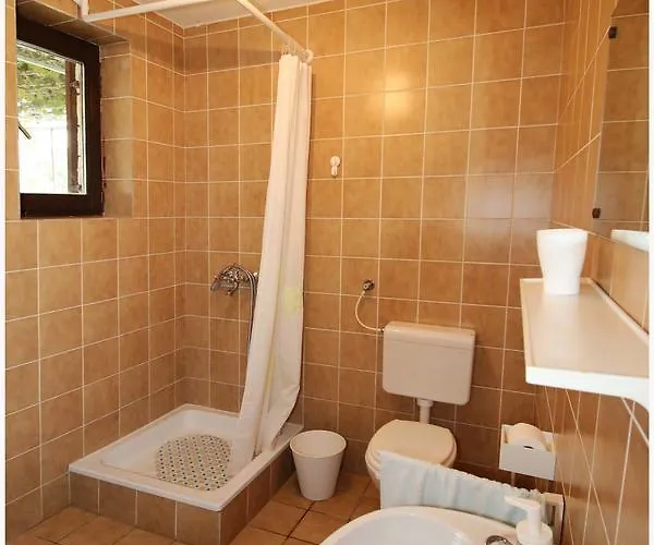 L&m Rogoznica (Sibenik-Knin)